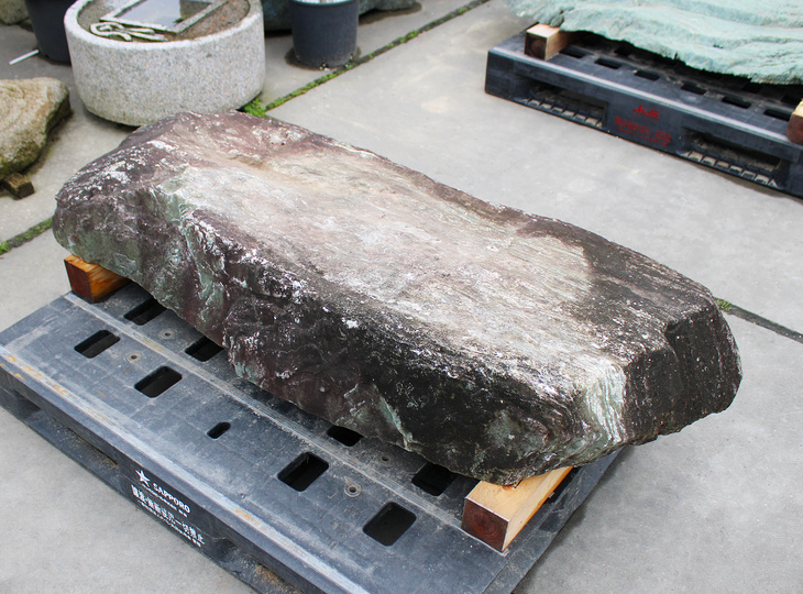 Shikoku Kutsunugi-ishi, Japanse Stapsteen - YO05010156