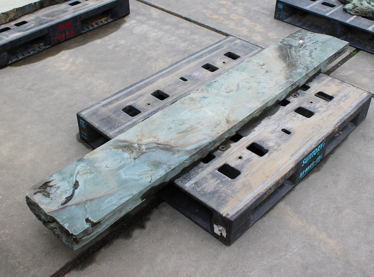 Shikoku Kutsunugi-ishi, Japanse Stapsteen - YO05010163