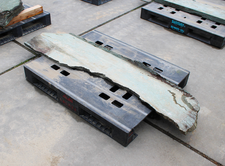 Shikoku Kutsunugi-ishi, Japanse Stapsteen - YO05010165