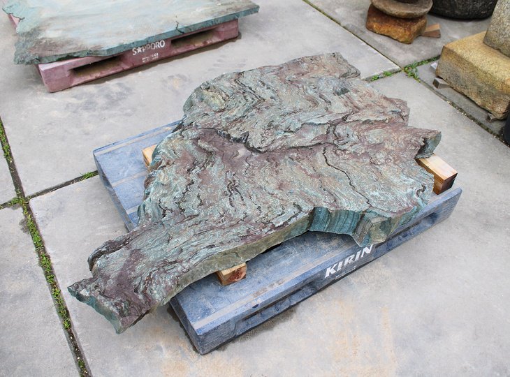 Shikoku Kutsunugi-ishi, Japanse Stapsteen - YO05010166