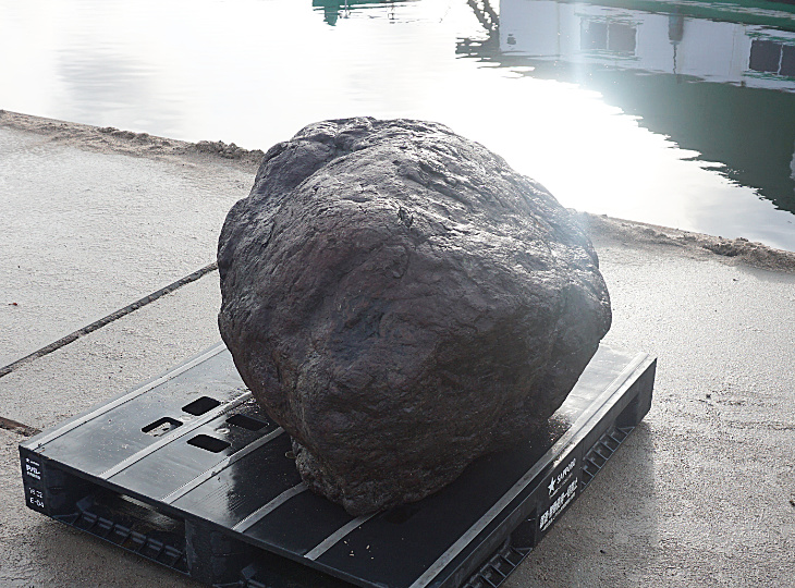 Benikamo Stone, Japanese Ornamental Rock - YO06010184