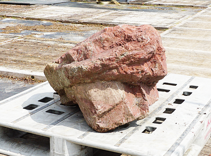 Benikamo Stone, Japanese Ornamental Rock - YO06010315