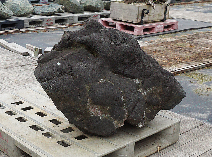 Benikamo Stone, Japanese Ornamental Rock - YO06010336