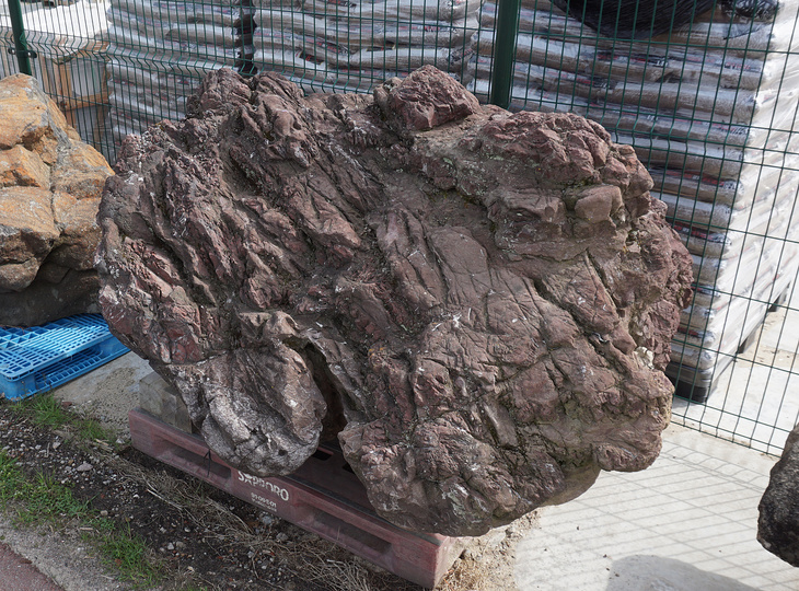 Benikamo Stone, Japanese Ornamental Rock - YO06010373