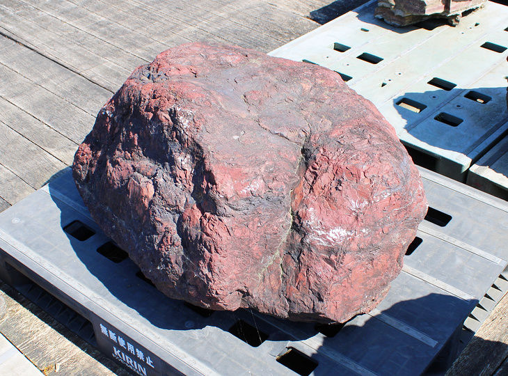 Benikamo Stone, Japanese Ornamental Rock - YO06010594