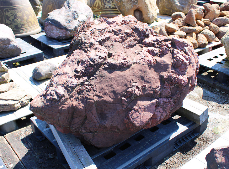 Benikamo Stone, Japanese Ornamental Rock - YO06010600