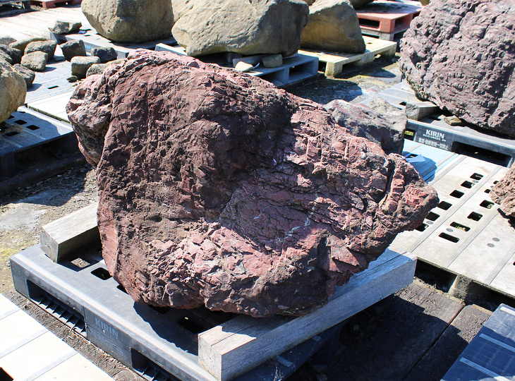 Benikamo Stone, Japanese Ornamental Rock - YO06010600