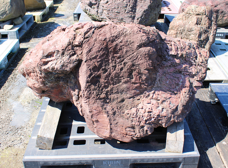 Benikamo Stone, Japanese Ornamental Rock - YO06010600