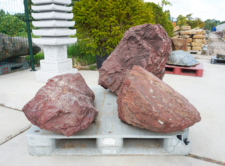 Benikamo Stone Sanzonseki Set, Japanese Ornamental Rocks - YO06010527
