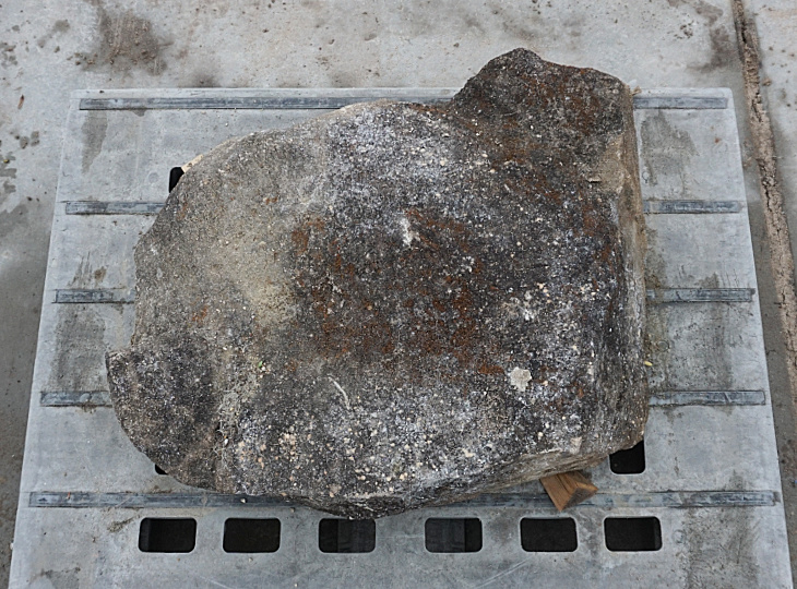 Kimachi Stone, Japanese Ornamental Rock - YO06010215