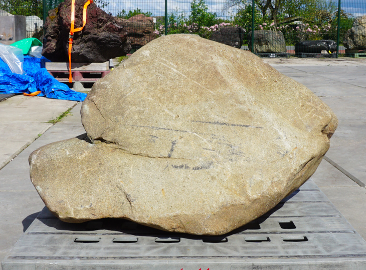 Kurama Stone, Japanese Ornamental Rock - YO06010554