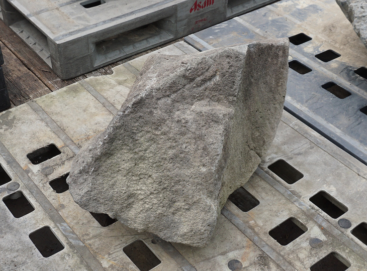 Kuroboku Stone, Japanese Ornamental Rock - YO06010405