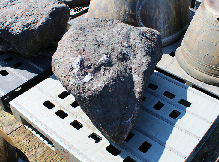 Murasaki Kibune Stone, Japanese Ornamental Rock - YO06010598