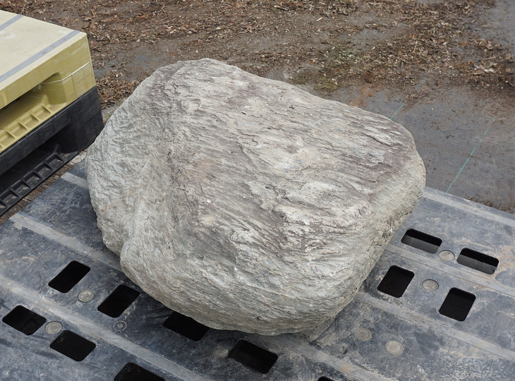 Sanbaseki Stone, Japanese Ornamental Rock - YO06010408