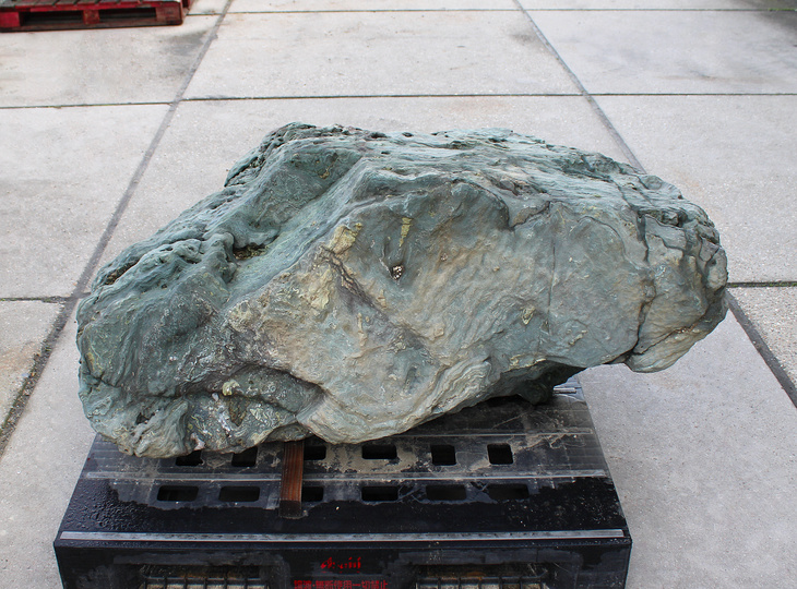 Shikoku Stone, Japanese Ornamental Rock - YO06010575