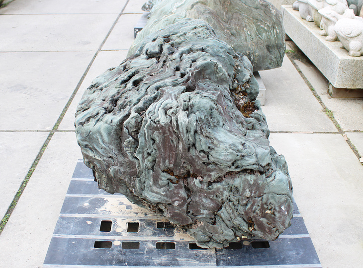 Shikoku Stone, Japanese Ornamental Rock - YO06010580