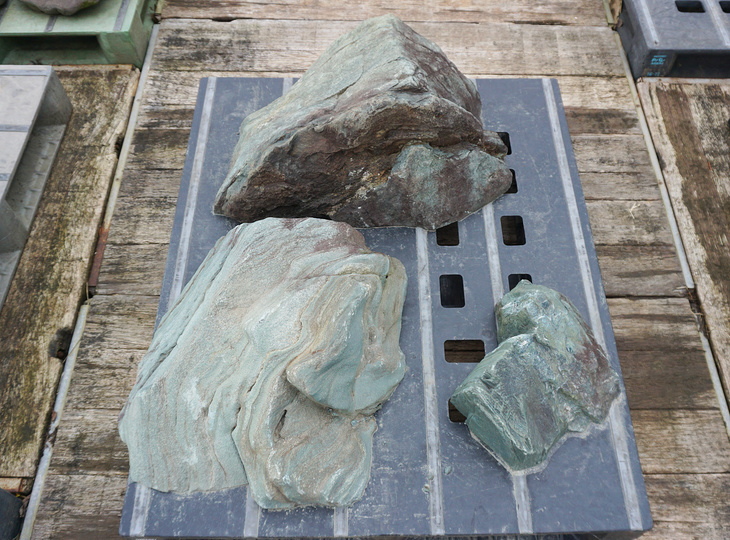 Shikoku Stone Sanzonseki Set, Japanese Ornamental Rocks - YO06010480