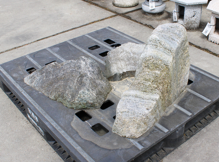 Shikoku Stone Sanzonseki Set, Japanese Ornamental Rocks - YO06010640