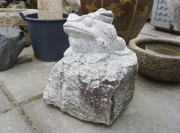 Buy Kaeru Ishizo, Japanese Stone Frog Statue for sale - YO07010182