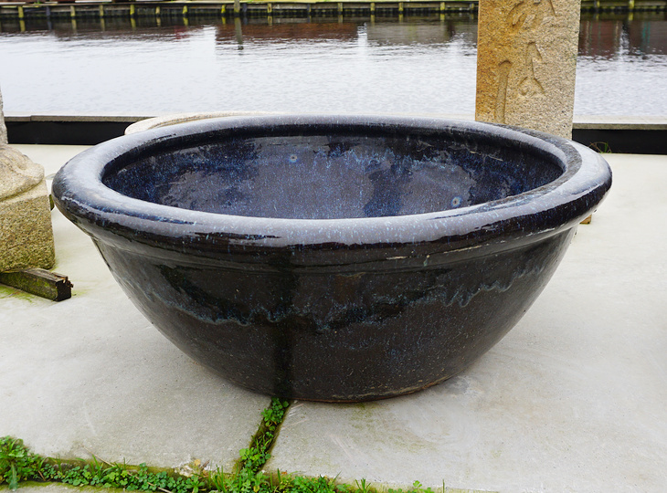 Konpeki Mizubachi, Traditional Japanese Deep Blue Water Pot - YO07010149