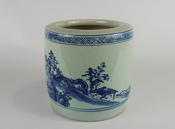 Porcelain Hibachi, Traditional Japanese Fire Bowl - YO07010064