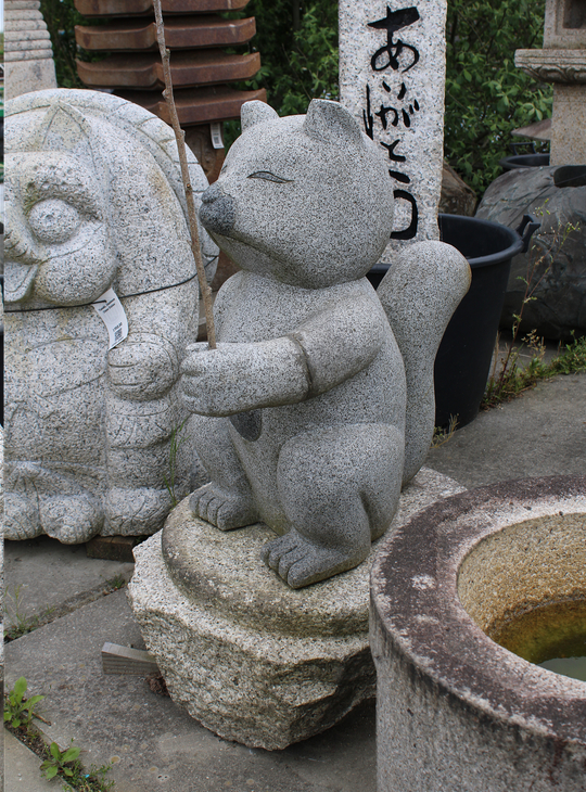 Kitsune, Japans Stenen Vos Standbeeld - YO07010272