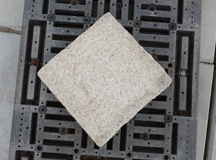 Granite Slabs, Slates, Tiles - YO20020010