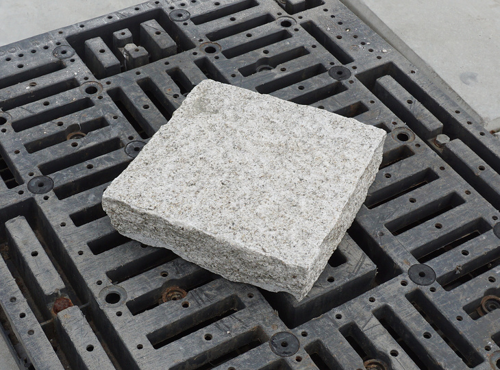 Granite Slabs, Slates, Tiles - YO20020011