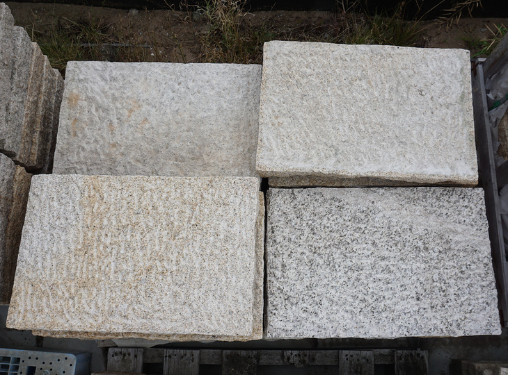 Granite Slabs, Slates, Tiles - YO20020013