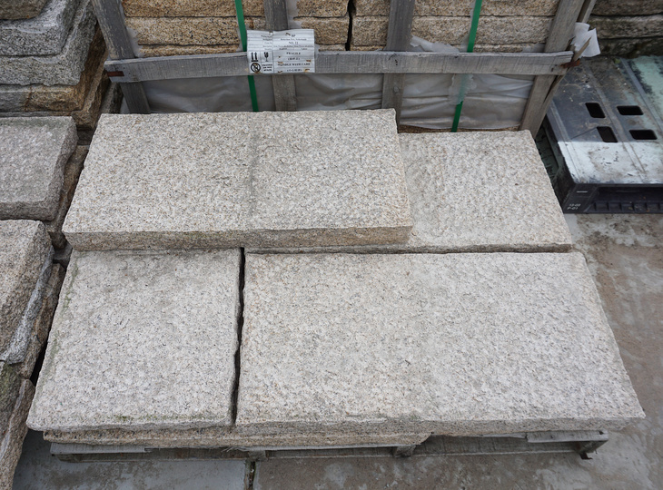 Granite Slabs, Slates, Tiles - YO20020014