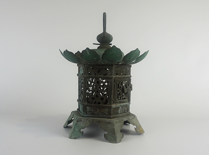 Hasu Tsuridōrō, Japanese Antique Metal Lantern - YO23010034