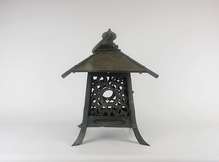 Hi no Maru Tsuridōrō, Japanese Antique Metal Lantern - YO23010032