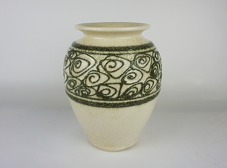 Japanese Porcelain Vase - YO23010103