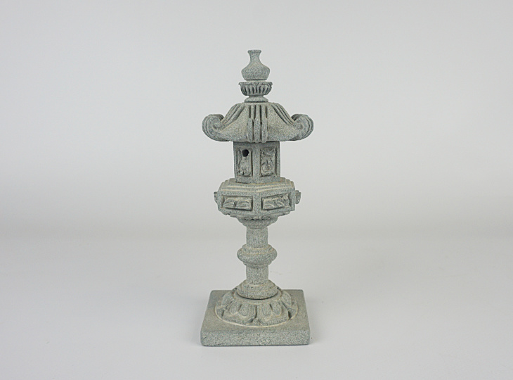 Kasuga Gata Ishidōrō, Granite Miniature Lantern - YO23020007