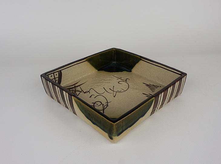 Kazarizara, Japanese Ornamental Plate - YO23010105