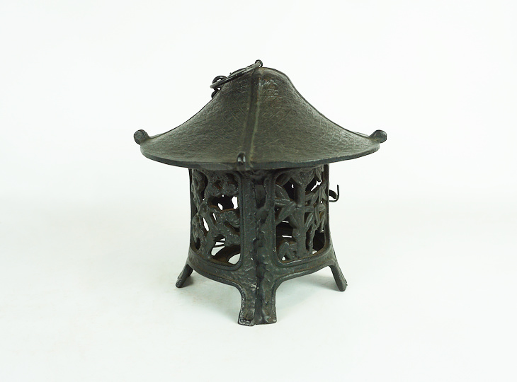 Kinoko Tsuridoro, Japanese Antique Metal Lantern - YO23010203