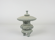 Buy Maru Yukimi Gata Ishidōrō, Granite Miniature Lantern for sale - YO23020005