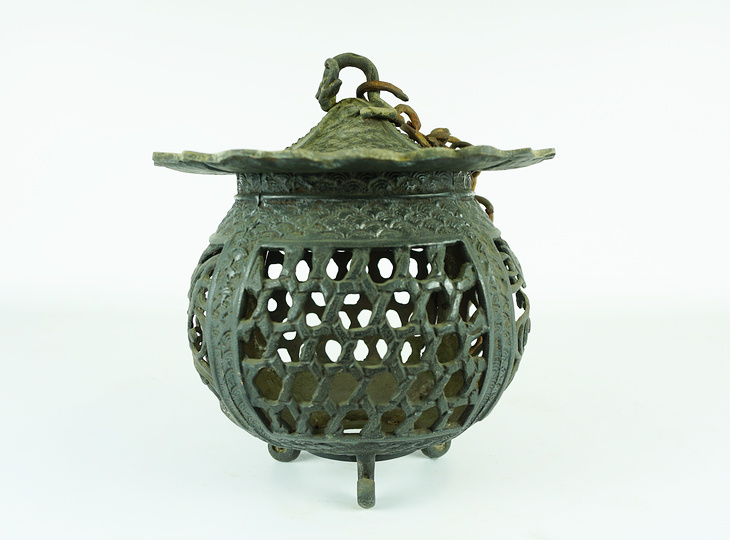 Marugata Tsuridoro, Japanese Antique Metal Lantern - YO23010159