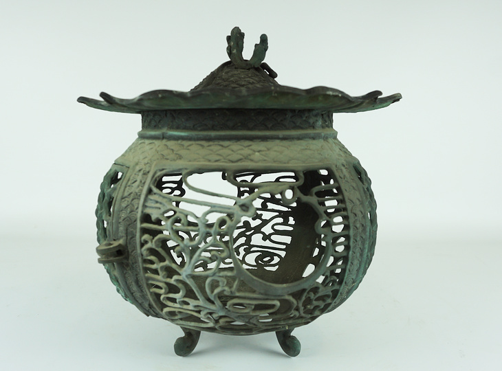 Marugata Tsuridoro, Japanese Antique Metal Lantern - YO23010161