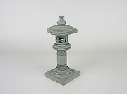 Buy Michikaze Gata Ishidōrō, Granite Miniature Lantern for sale - YO23020002