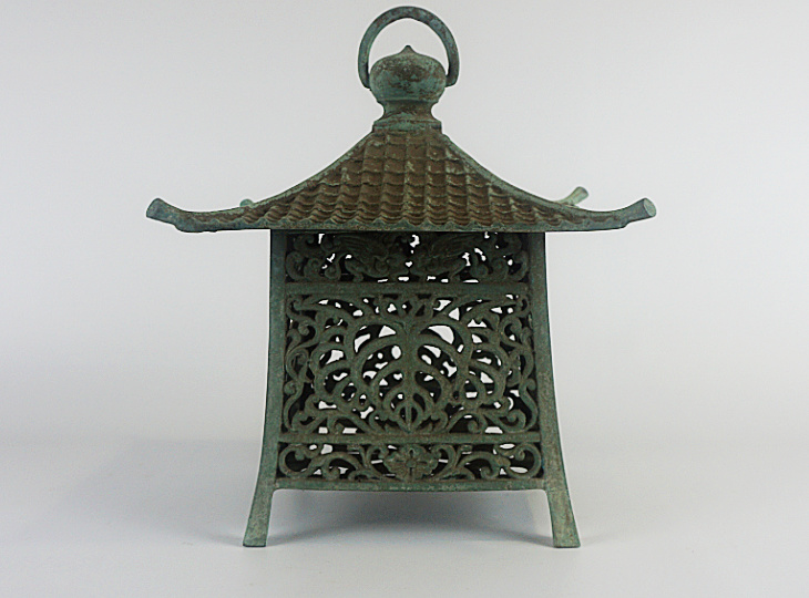 Midori no Kokoro Tsuridoro, Japanese Antique Metal Lantern - YO23010052