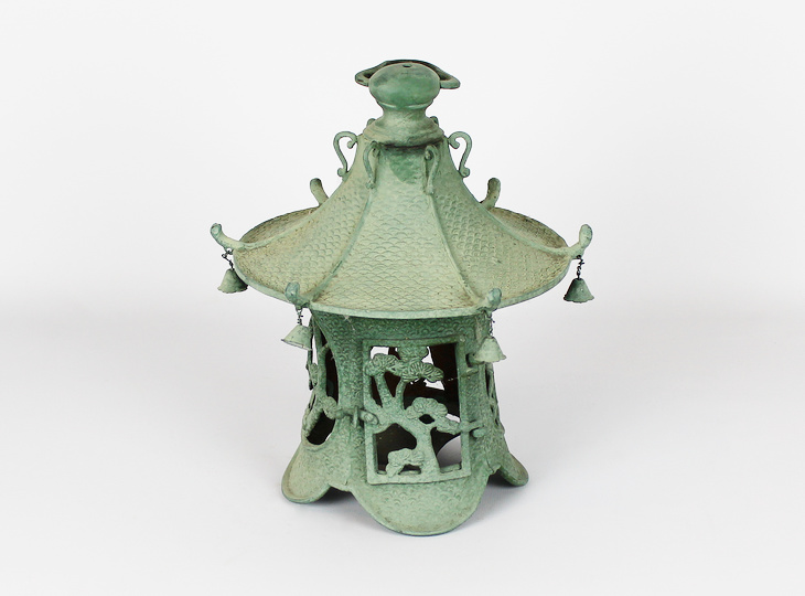 Ryu no Uroko Tsuridoro, Japanese Metal Lantern - YO23010224