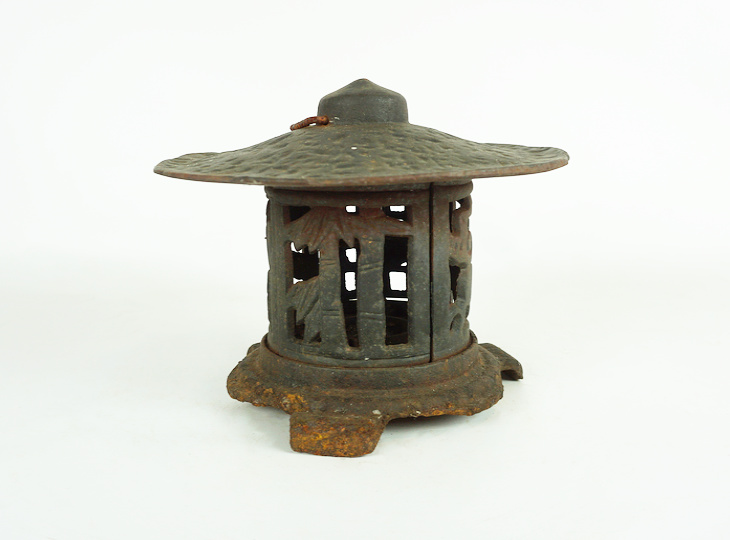 Tsubame Tsuridoro, Japanese Antique Metal Lantern - YO23010185