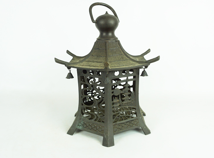 Tsutakazura Tsuridoro, Japanese Antique Metal Lantern - YO23010204