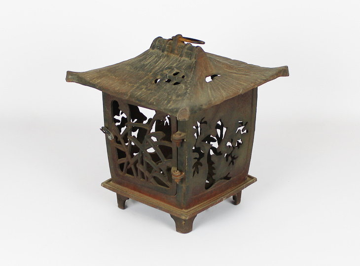 Yoshi Tsuridoro, Japanese Metal Lantern - YO23010225