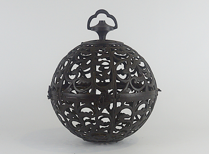 Marugata Tsuridōrō, Japanse Antieke Metalen Lantaarn - YO23010045