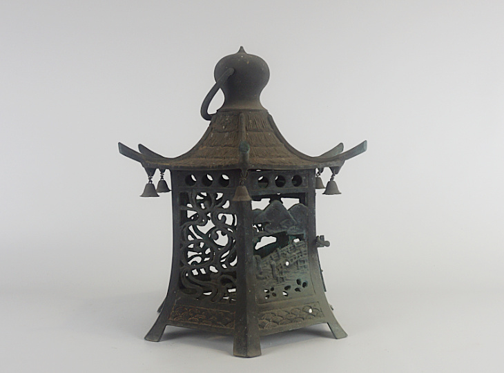 Nihon Teien Tsuridōrō, Japanse Antieke Metalen Lantaarn - YO23010053