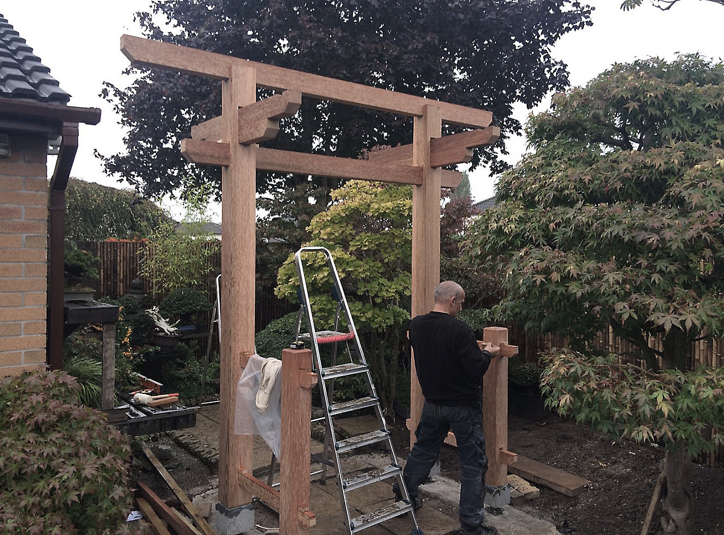 Japanese Gate Cardiff Construction