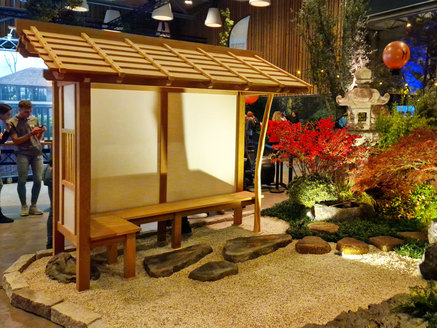 Japanese Garden Exhibition Koshikake Japanese Lantern Maple