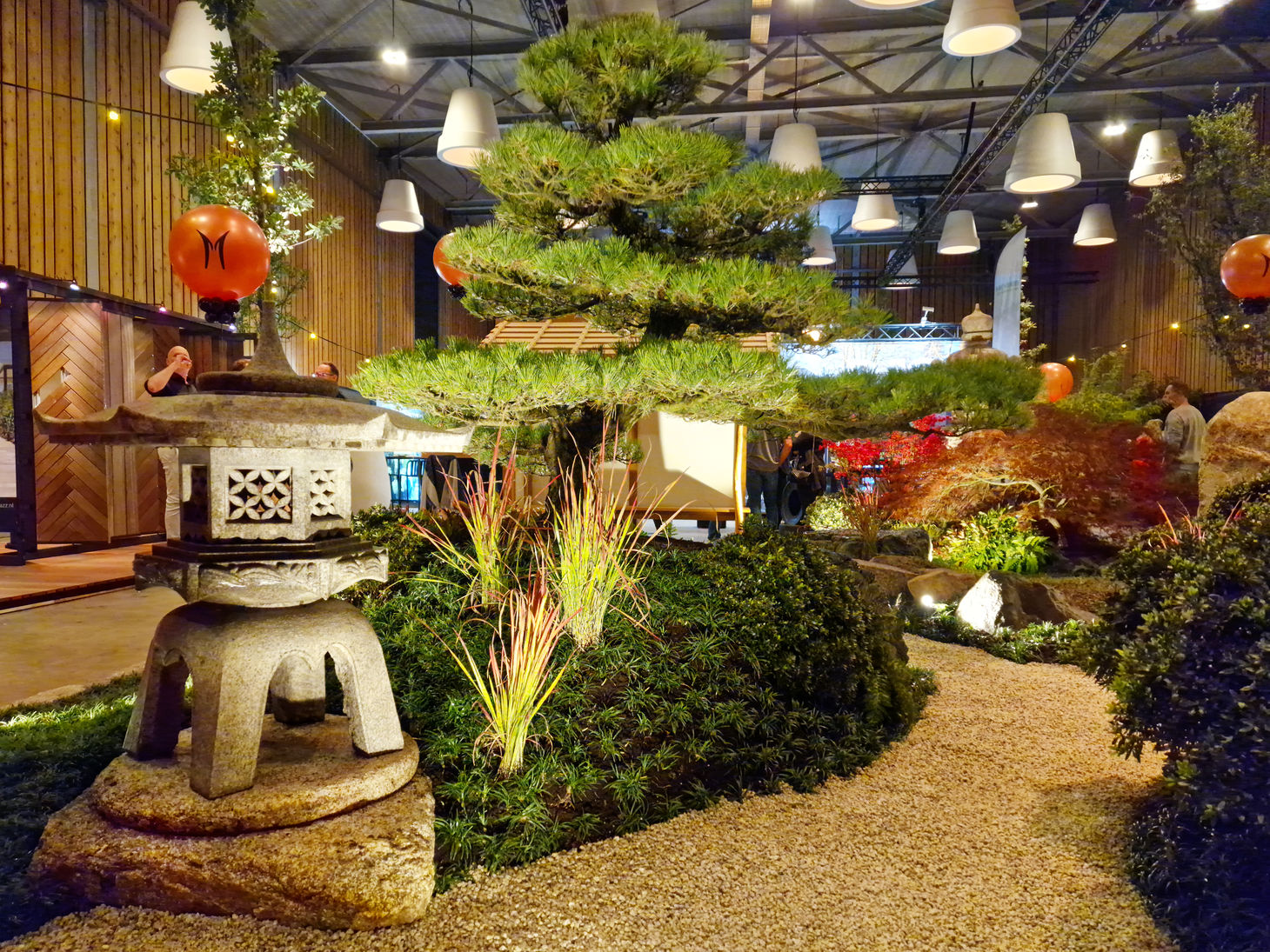 Japanese Garden Exhibition Yukimi Lantern Black Pine